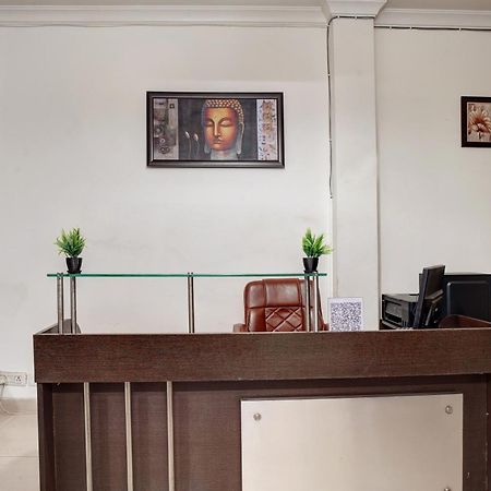 Nexhub Stay - Huda City Centre Gurgaon Buitenkant foto