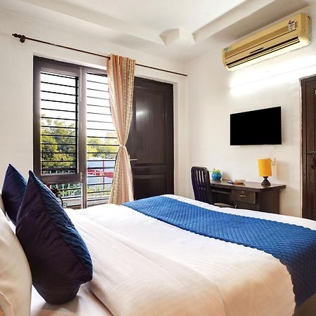 Nexhub Stay - Huda City Centre Gurgaon Buitenkant foto