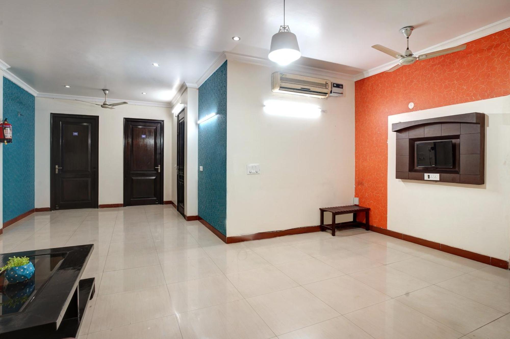 Nexhub Stay - Huda City Centre Gurgaon Buitenkant foto