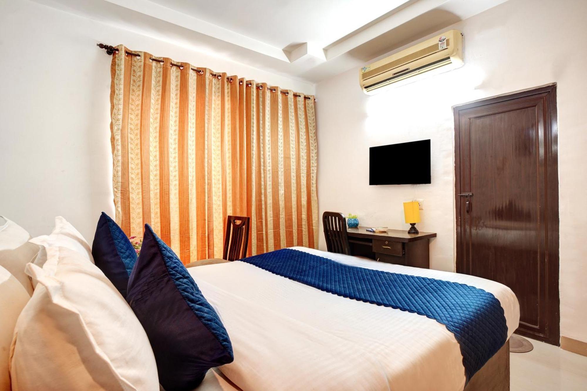 Nexhub Stay - Huda City Centre Gurgaon Buitenkant foto