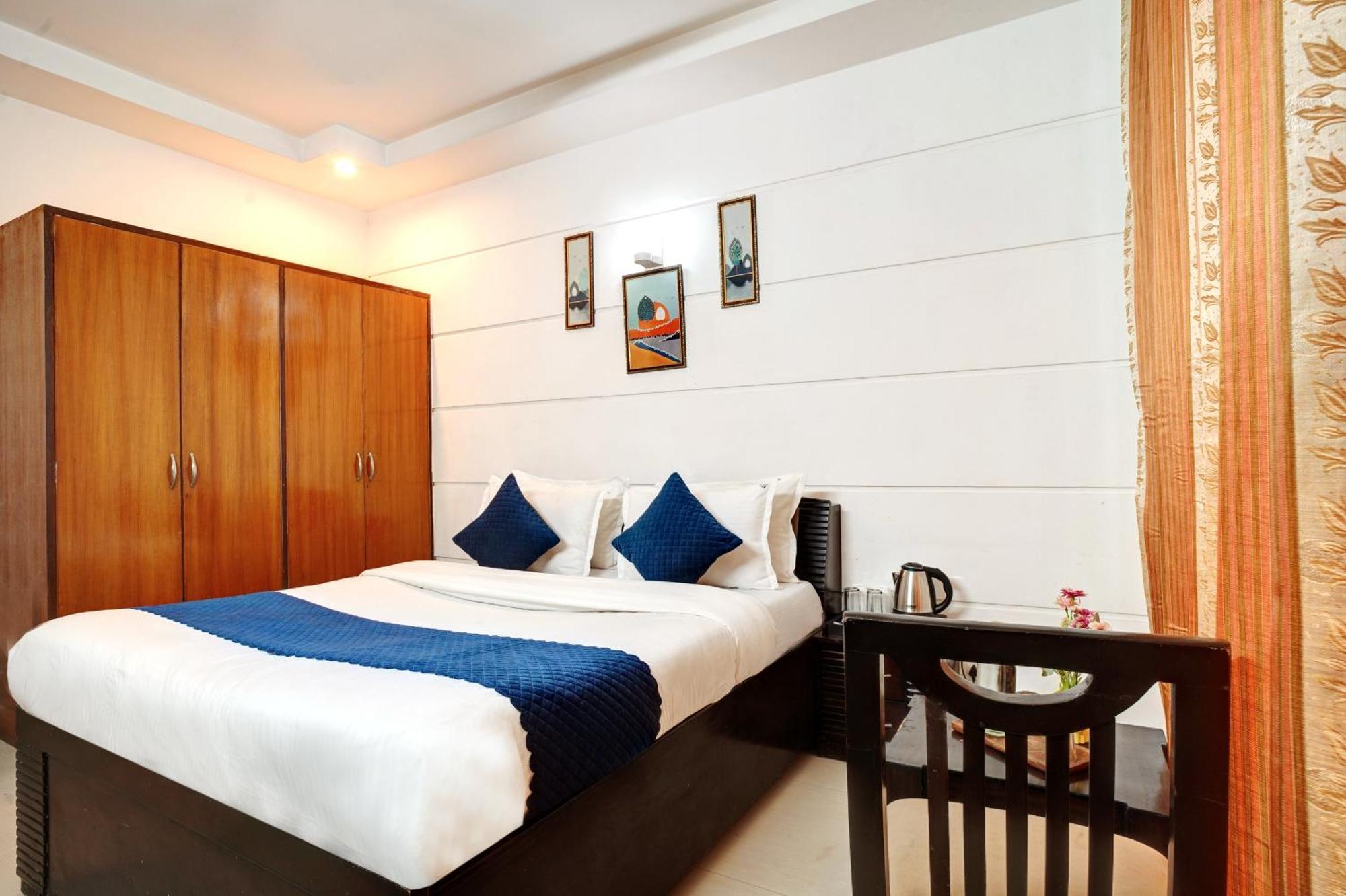 Nexhub Stay - Huda City Centre Gurgaon Buitenkant foto