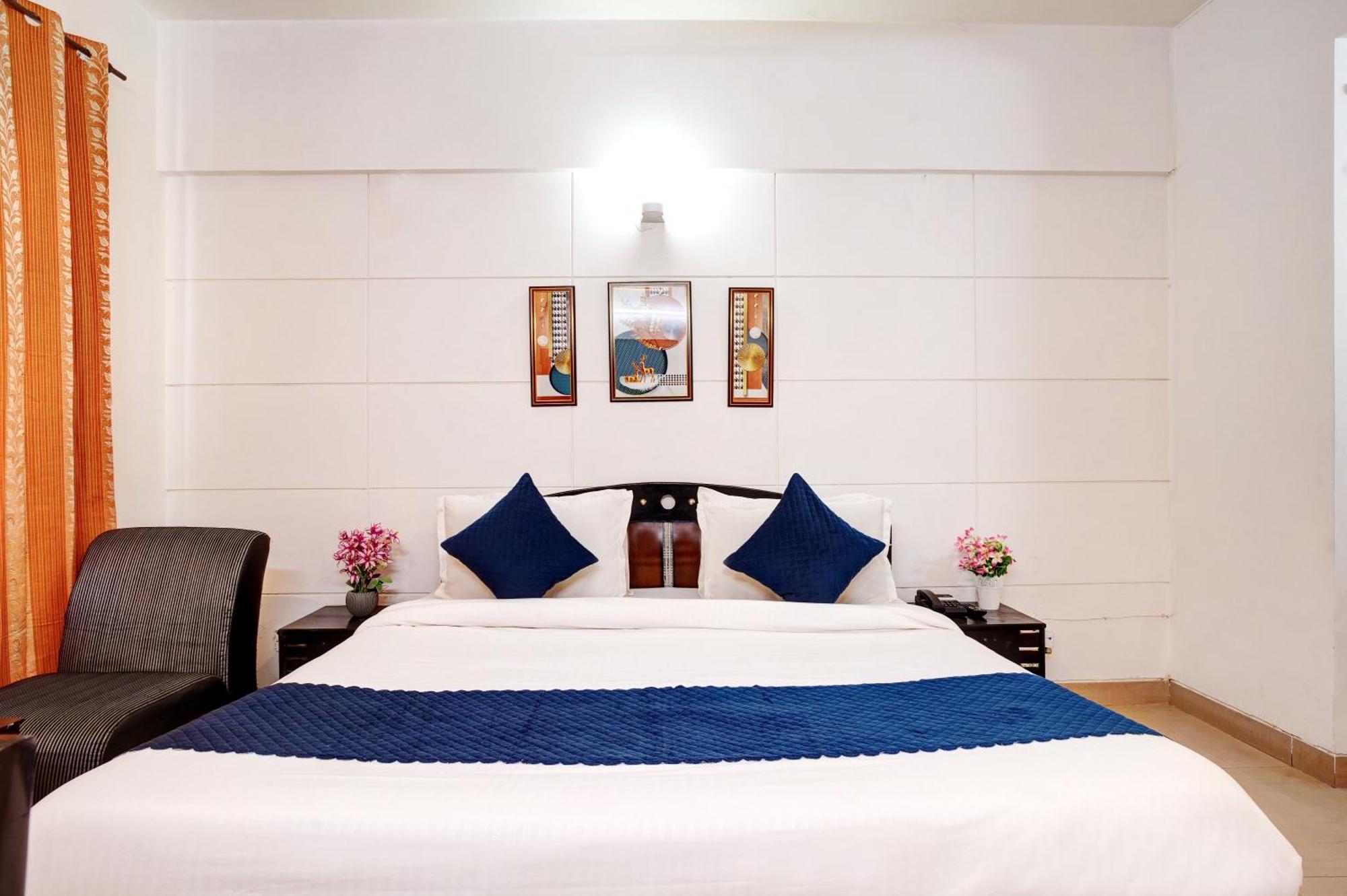 Nexhub Stay - Huda City Centre Gurgaon Buitenkant foto