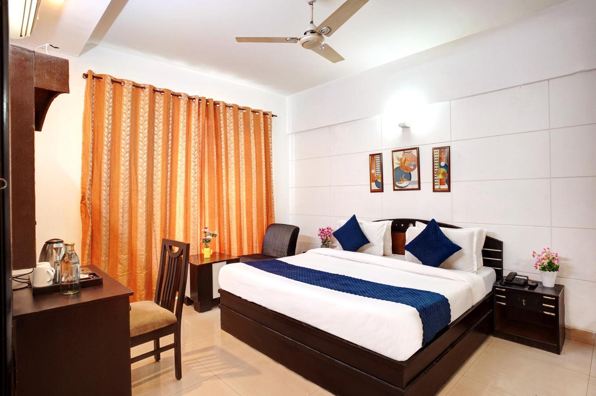 Nexhub Stay - Huda City Centre Gurgaon Buitenkant foto