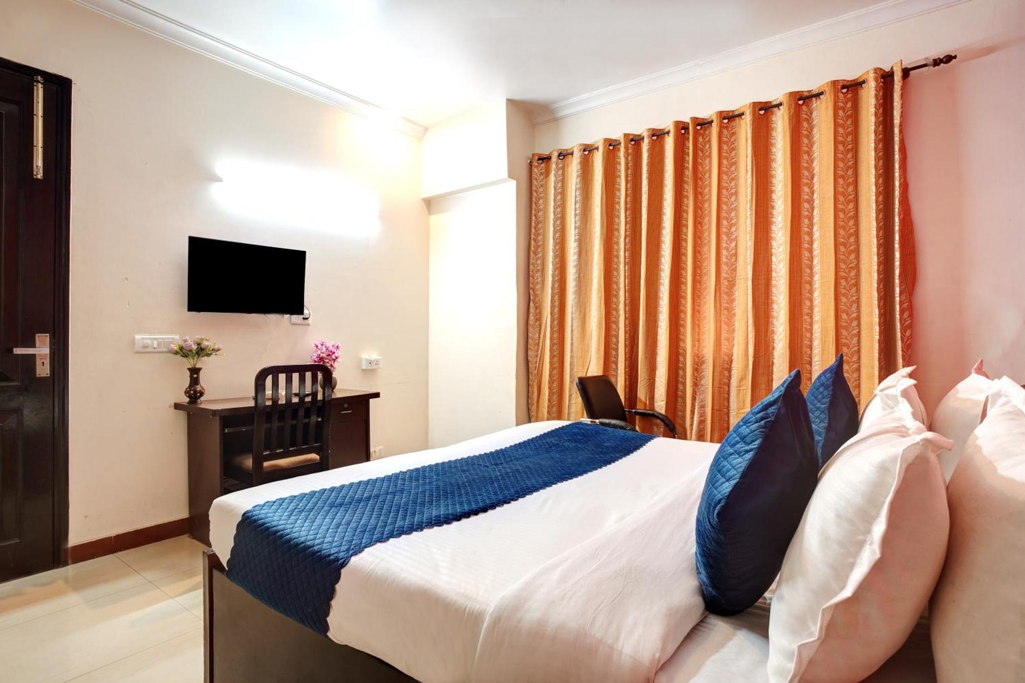 Nexhub Stay - Huda City Centre Gurgaon Buitenkant foto