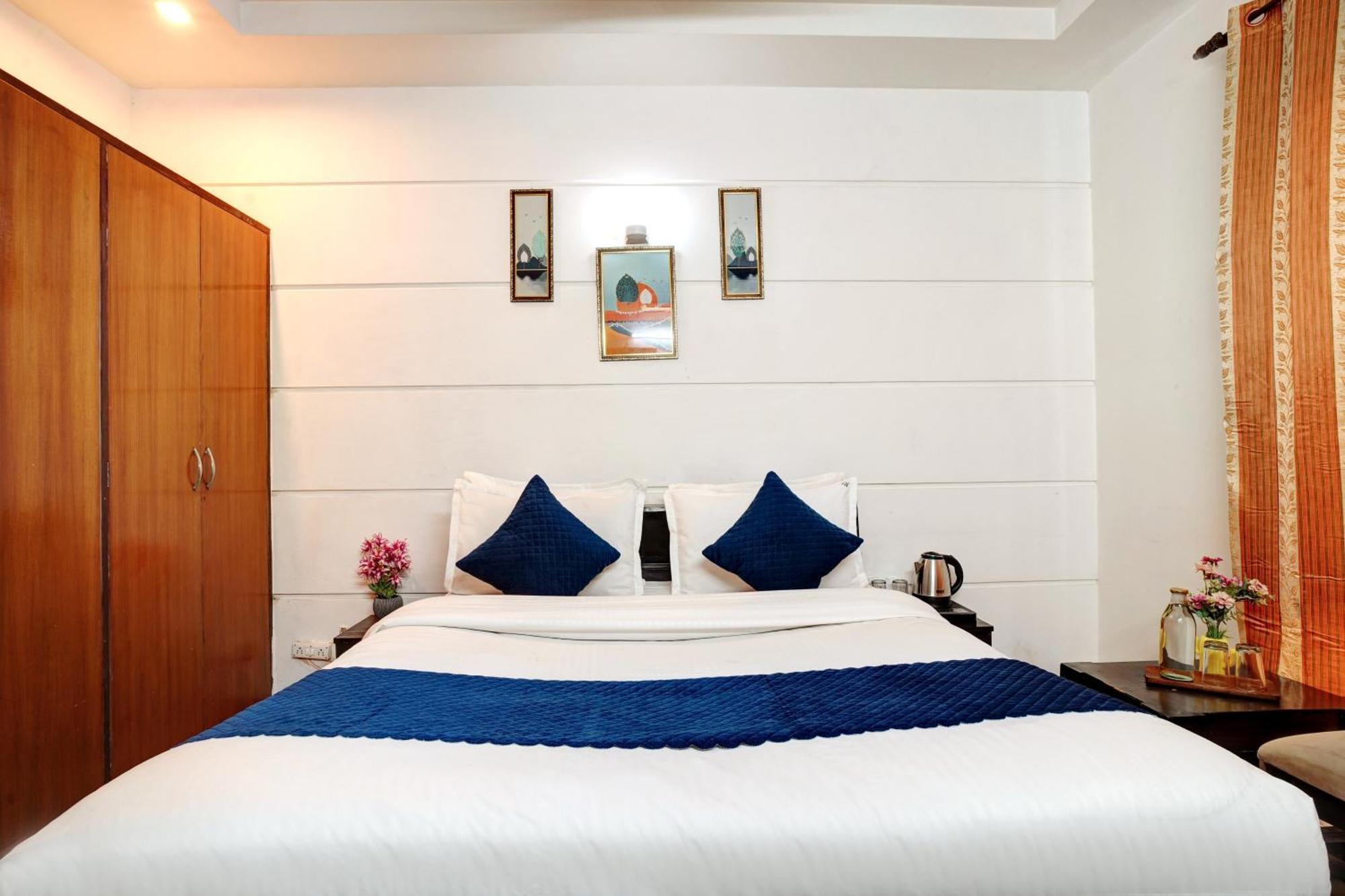 Nexhub Stay - Huda City Centre Gurgaon Buitenkant foto