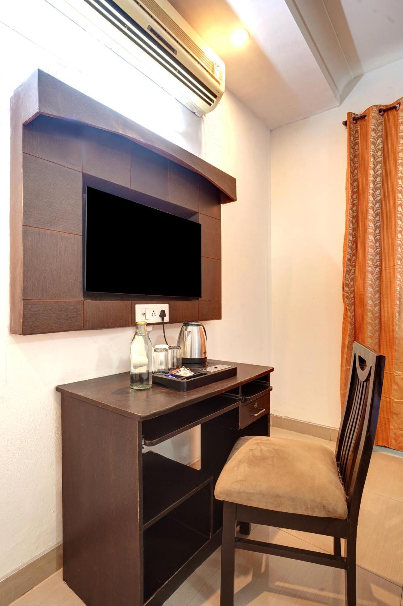 Nexhub Stay - Huda City Centre Gurgaon Buitenkant foto