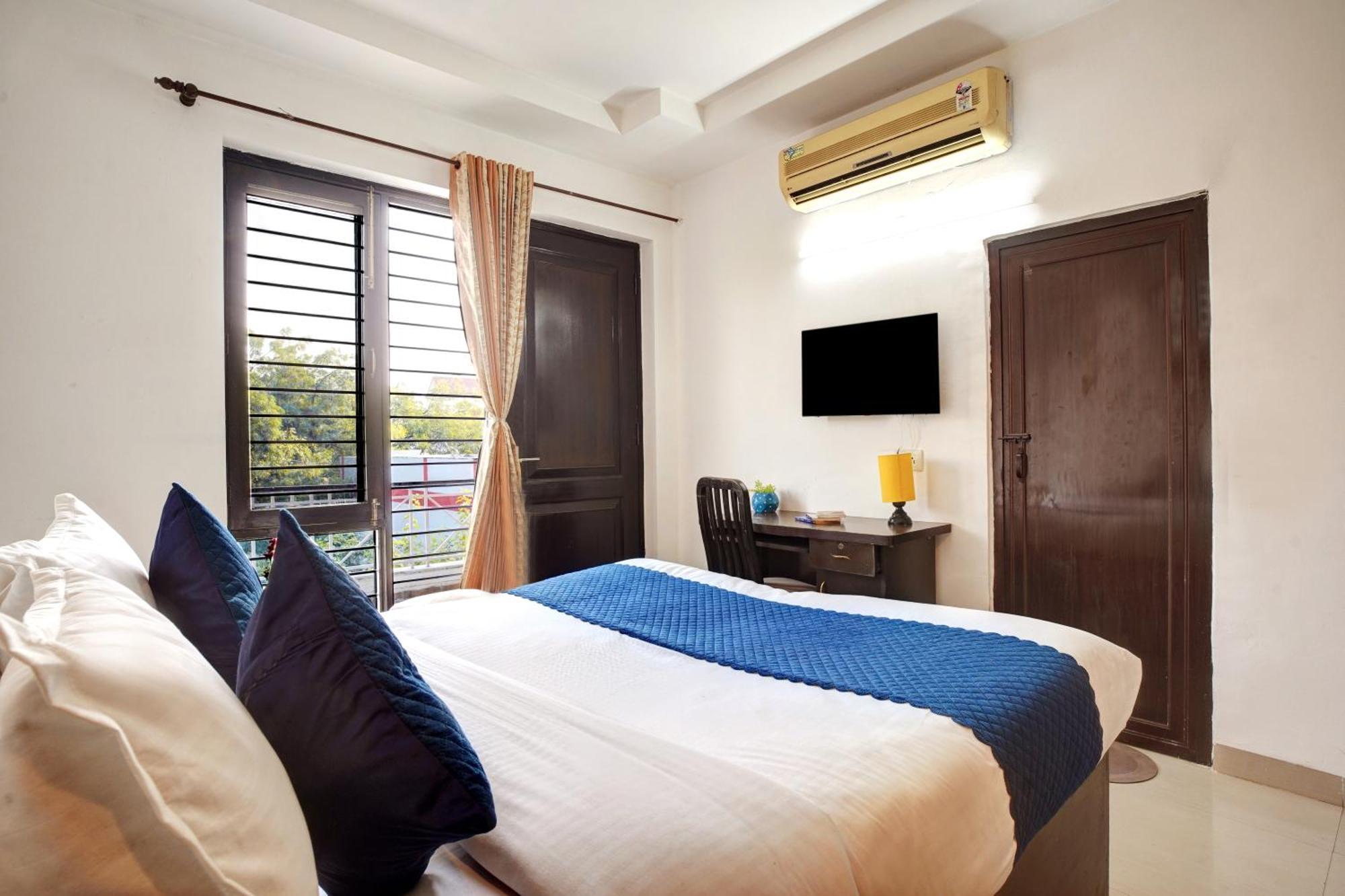 Nexhub Stay - Huda City Centre Gurgaon Buitenkant foto