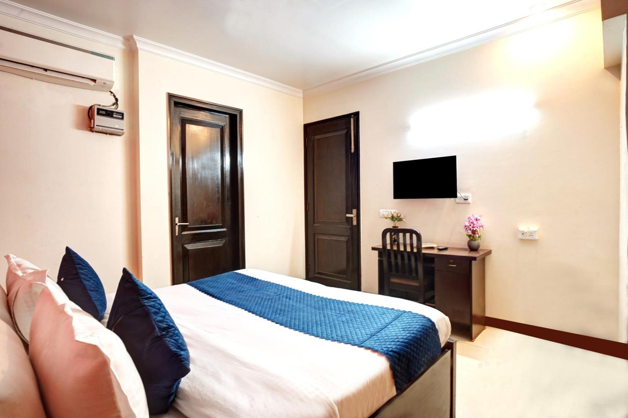 Nexhub Stay - Huda City Centre Gurgaon Buitenkant foto