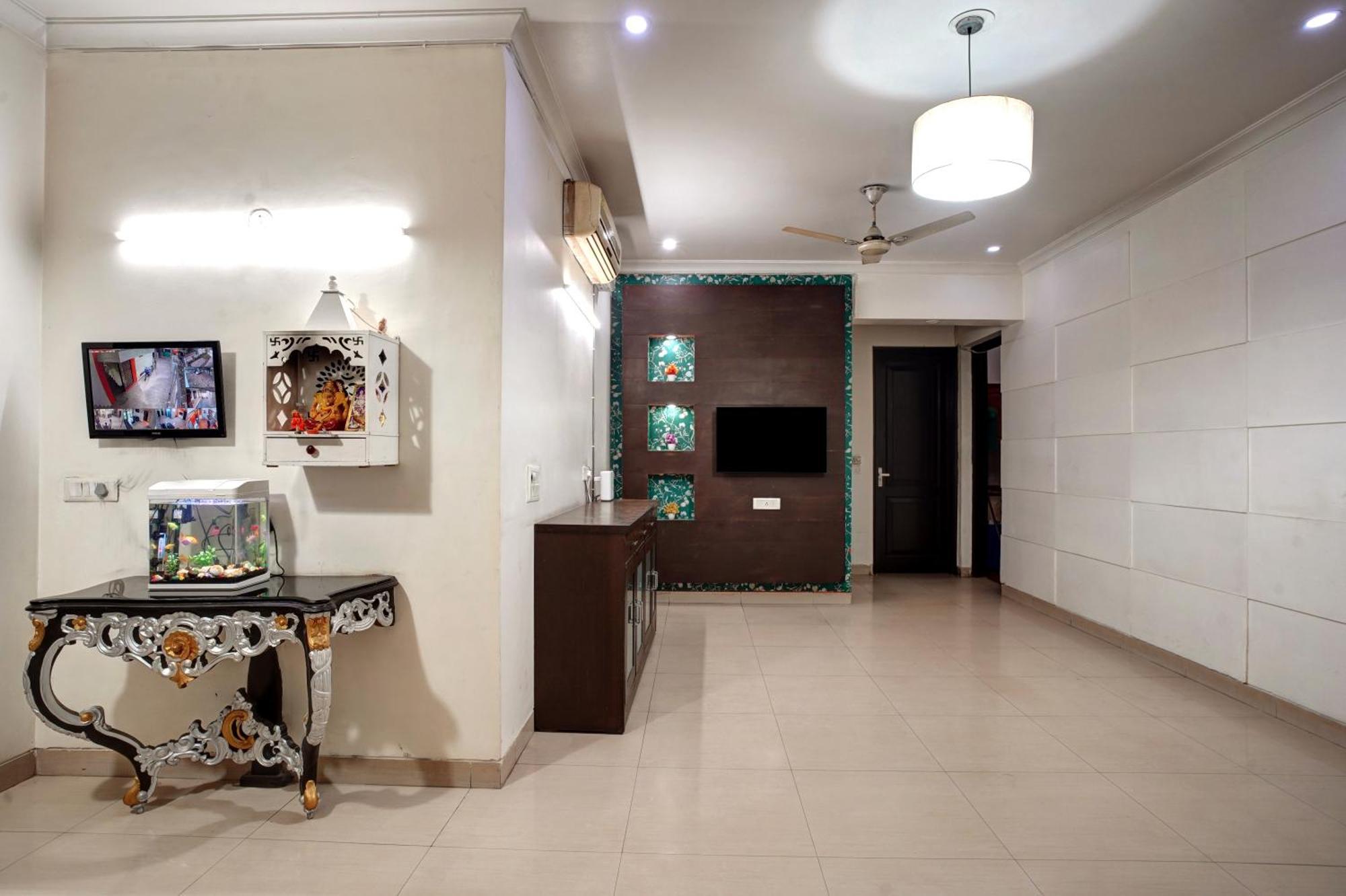 Nexhub Stay - Huda City Centre Gurgaon Buitenkant foto